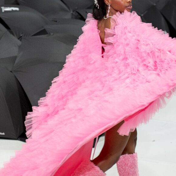 Floating Mini with Train - Picture 6 of 11